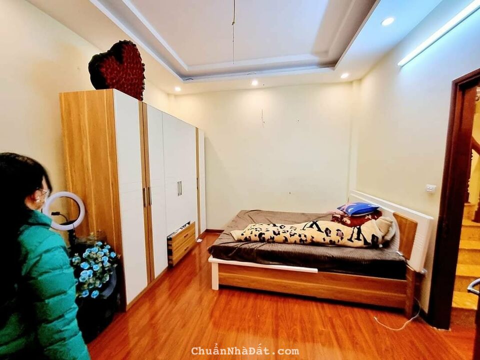 TRUNG TÂM HAI BÀ TRƯNG-NGÕ THÔNG - NHÀ ĐẸP Ở NGAY - MẶT TIỀN RỘNG - DT 32mx5T TRUNG TÂM HAI BÀ TRƯNG-NGÕ THÔNG - NHÀ ĐẸP Ở NGAY - MẶT TIỀN RỘNG - DT 32mx5T