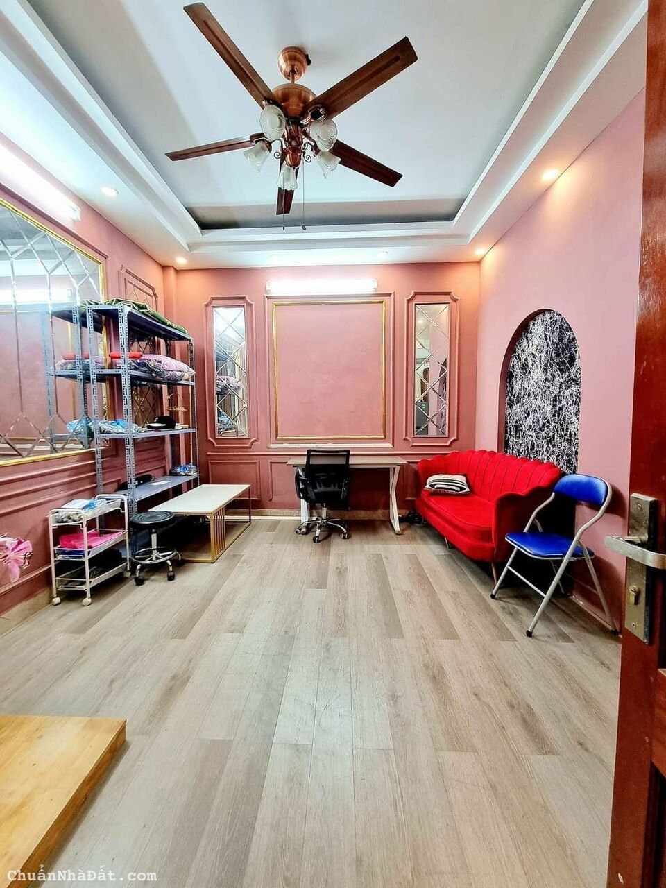 TRUNG TÂM HAI BÀ TRƯNG-NGÕ THÔNG - NHÀ ĐẸP Ở NGAY - MẶT TIỀN RỘNG - DT 32mx5T TRUNG TÂM HAI BÀ TRƯNG-NGÕ THÔNG - NHÀ ĐẸP Ở NGAY - MẶT TIỀN RỘNG - DT 32mx5T