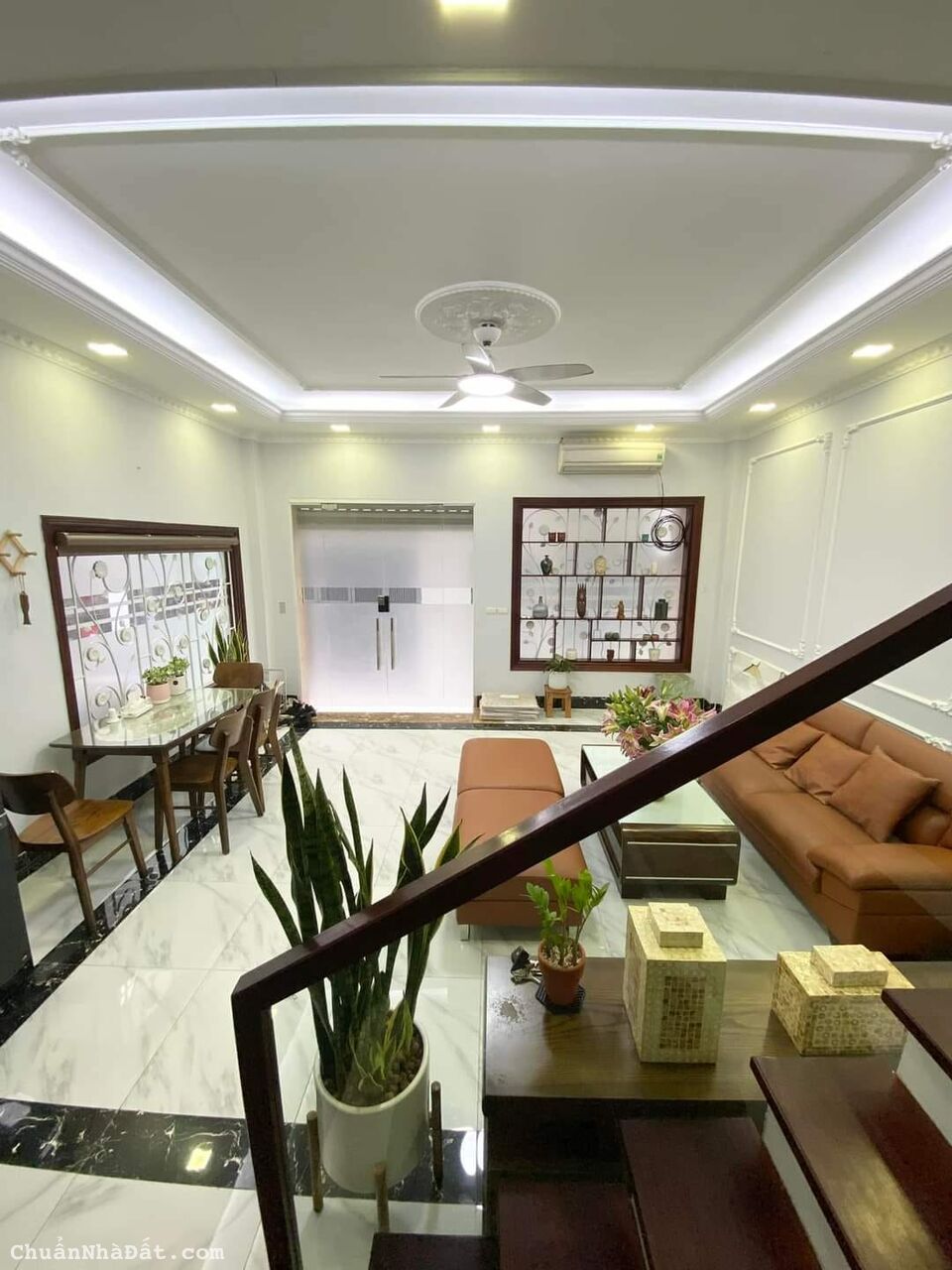 TRUNG TÂM HAI BÀ TRƯNG-NGÕ THÔNG - NHÀ ĐẸP Ở NGAY - MẶT TIỀN RỘNG -  DT 32mx5T 