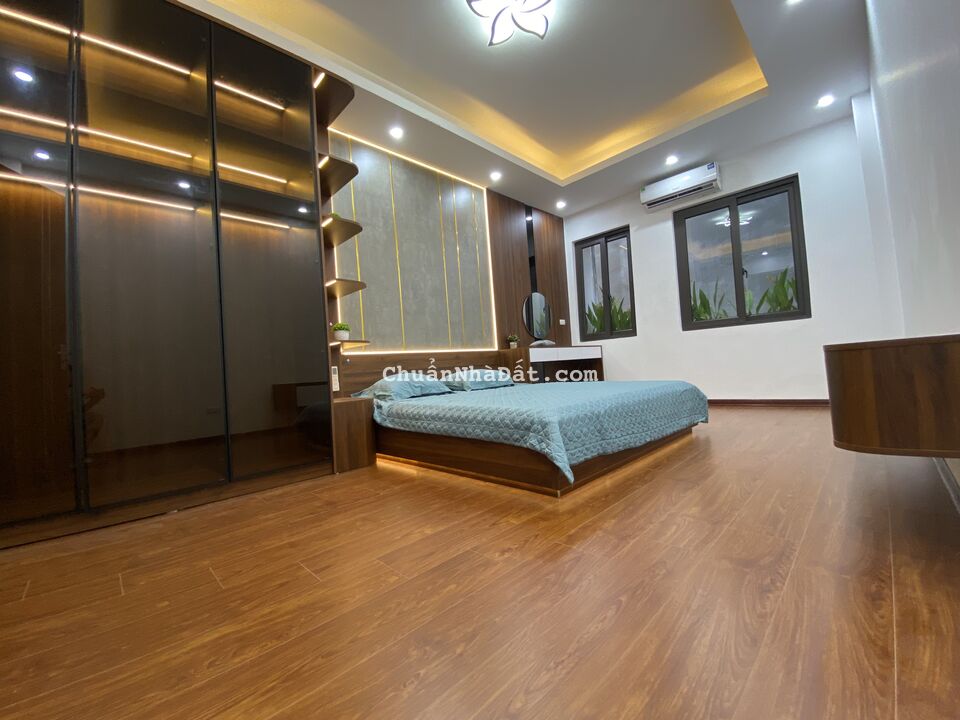 Bán nhà ngõ gốc đề minh khai DT 35m2x5T full nội thất giá 5,65 tỷ