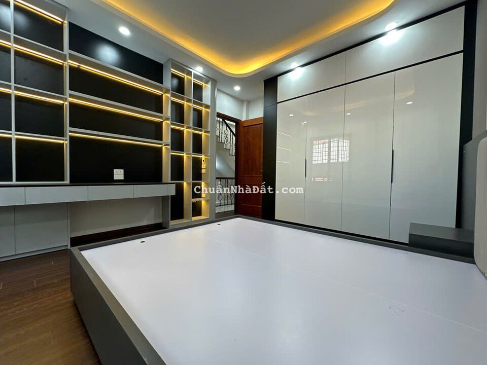 Bán nhà khu Giãn Dân Đền Lừ Hoàng Mai DT 65m2x7T thang máy, ô tô vào hoặc đỗ cửa giá 16,3 tỷ Bán nhà khu Giãn Dân Đền Lừ Hoàng Mai DT 65m2x7T thang máy, ô tô vào hoặc đỗ cửa giá 16,3 tỷ