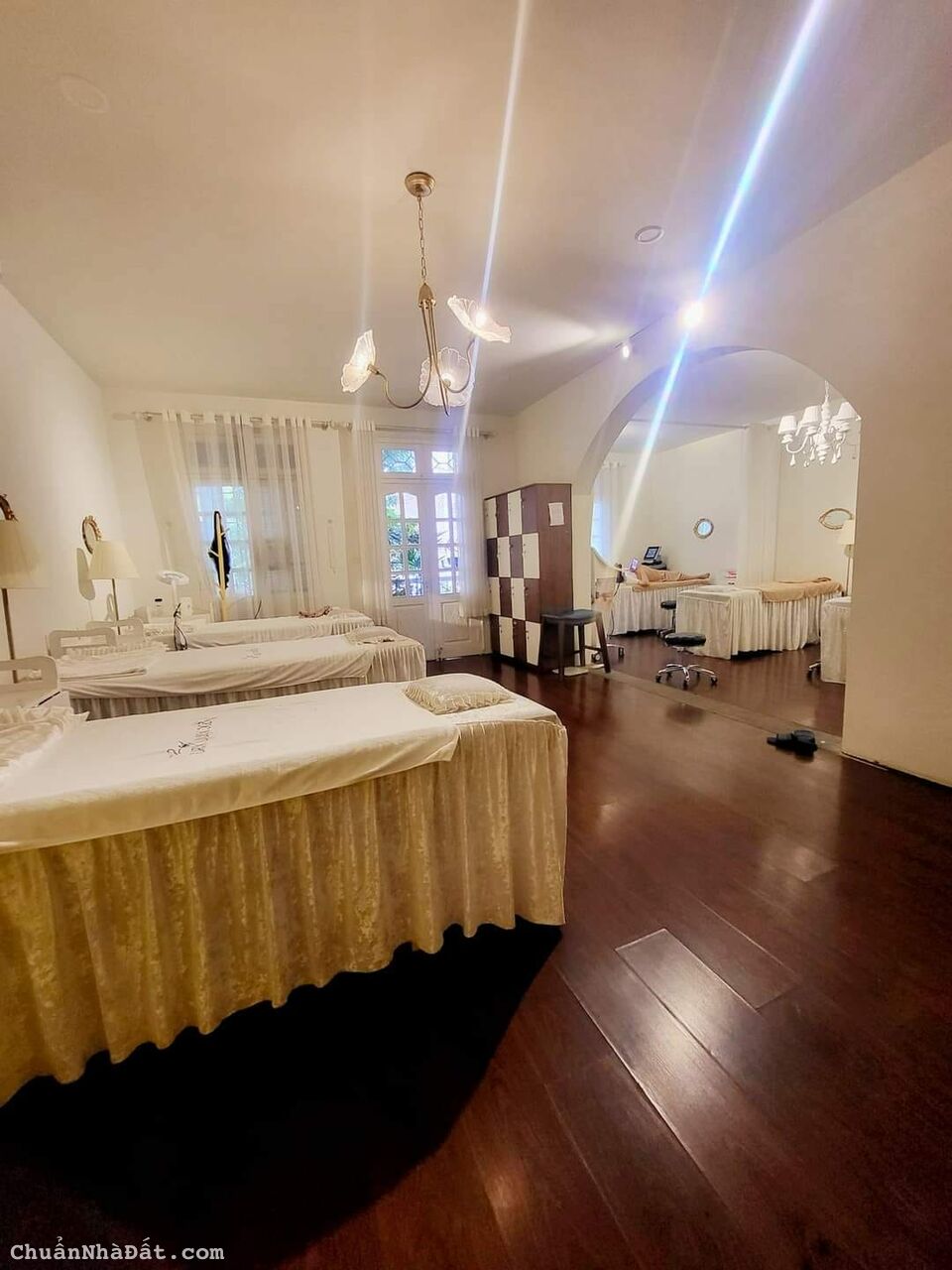 Phân lô Lạc Trung 100m- mặt tiền hơn 5m ô tô vào nhà, ngõ thông giá hơn 15.5 tỷ