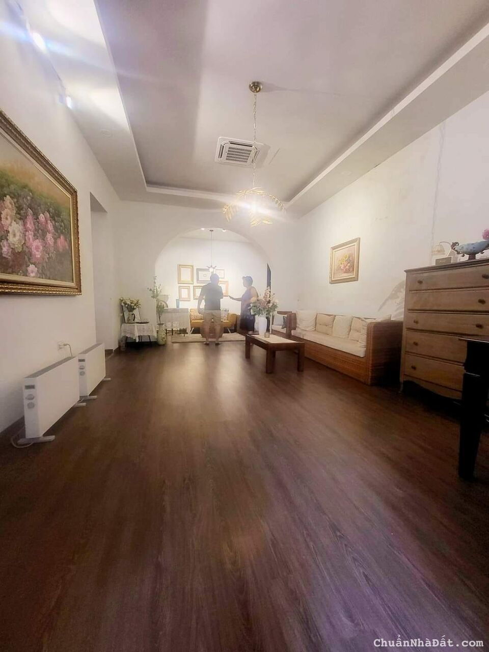 Phân lô Lạc Trung 100m- mặt tiền hơn 5m ô tô vào nhà, ngõ thông giá hơn 16 tỷ Phân lô Lạc Trung 100m- mặt tiền hơn 5m ô tô vào nhà, ngõ thông giá hơn 16 tỷ