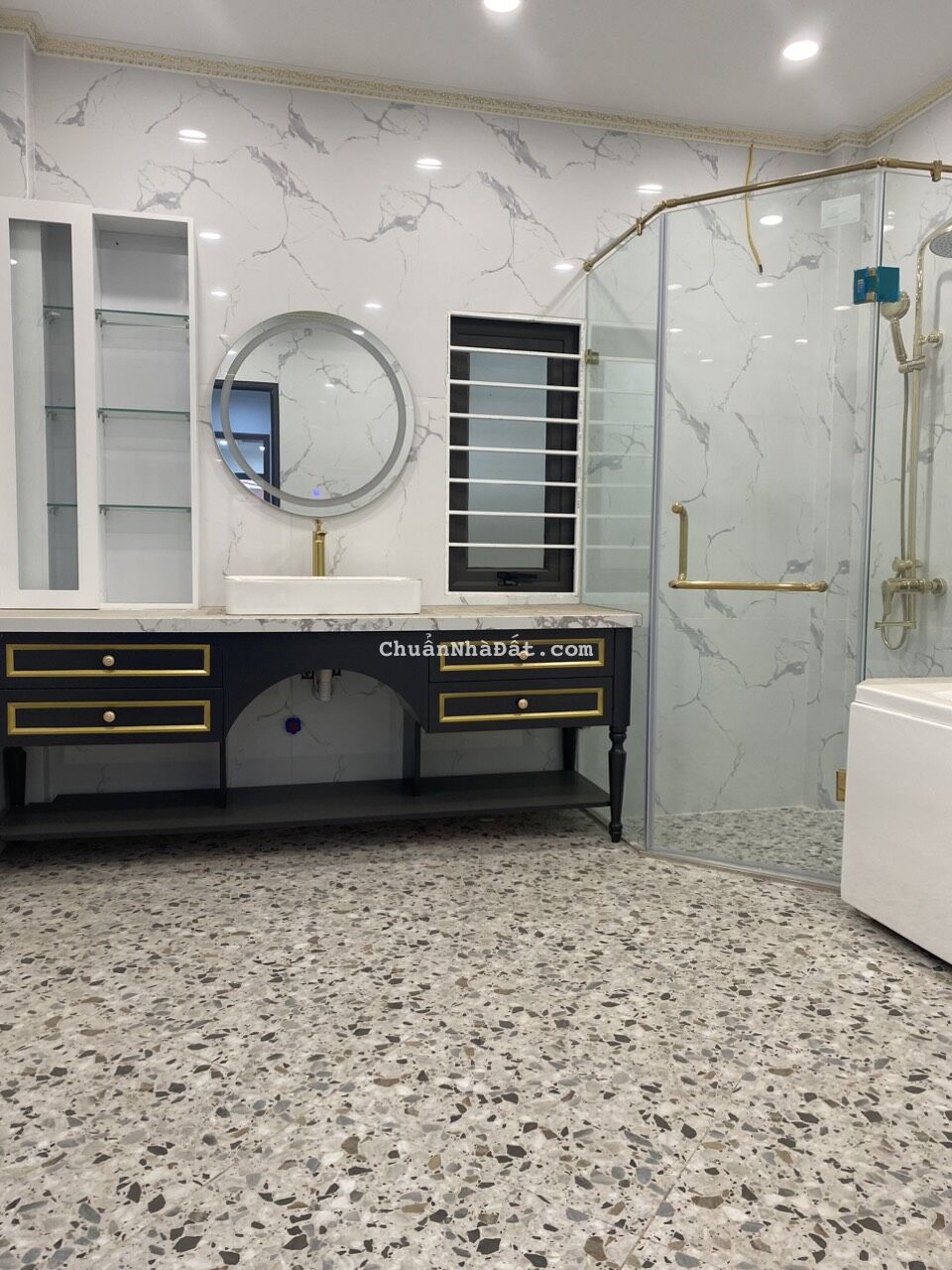 Bán nhà Phân lô ngõ 147 Tân Mai DT 58mx5T thang máy ô tô vào nhà giá 8,6 tỷ