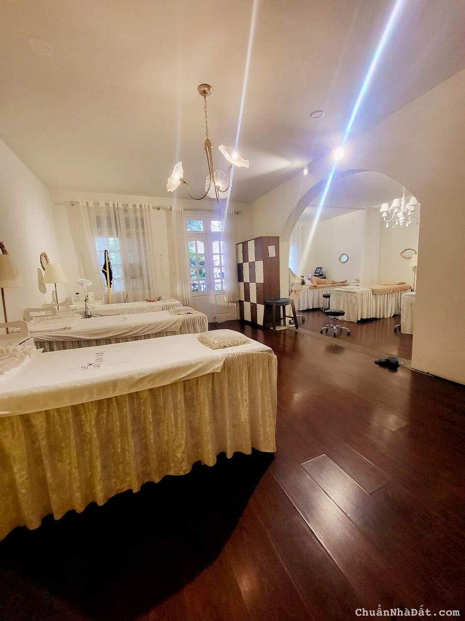 Phân lô Lạc Trung 100m- mặt tiền hơn 5m ô tô vào nhà, ngõ thông giá hơn 15.5 tỷ