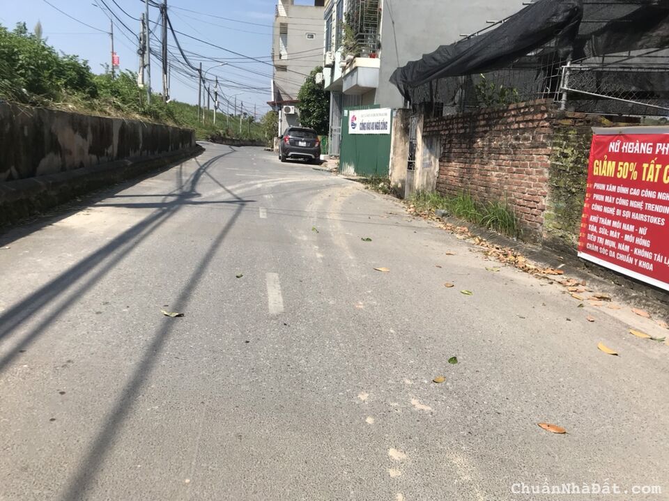 Vỡ nợ bán gấp lô đất kinh doanh tốt mặt đê Đông Dư, Gia Lâm