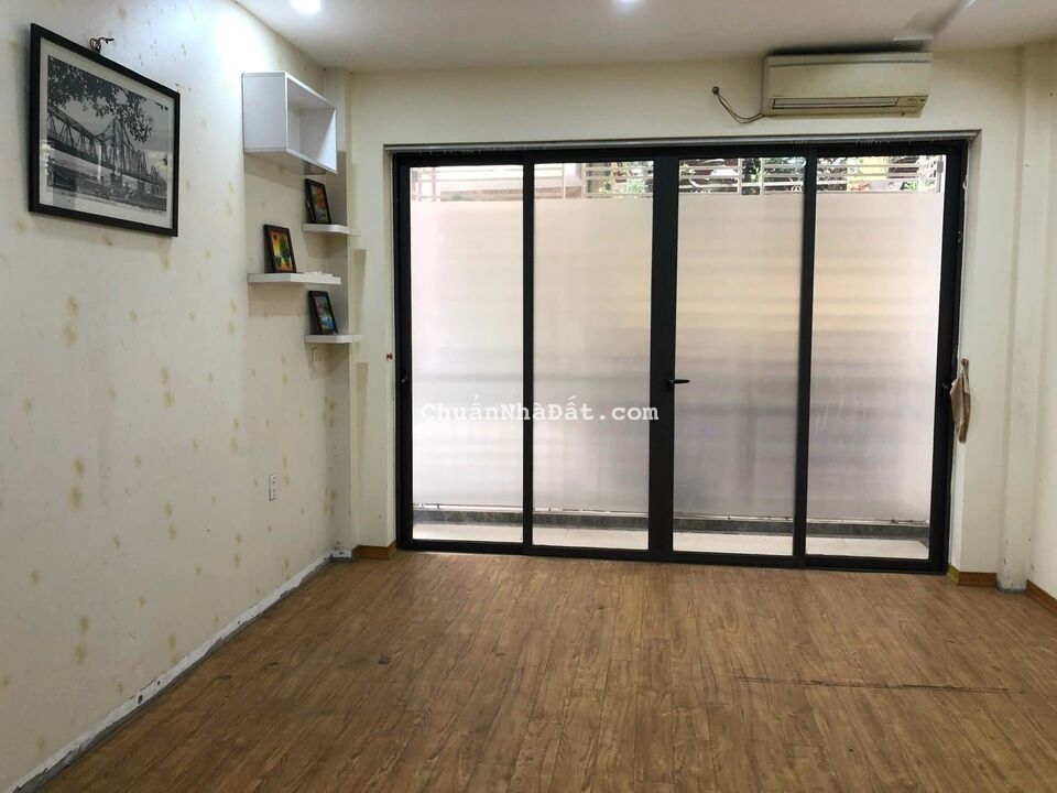 Bán nhà phố Lê Trọng Tấn, ô tô tránh, ngõ đẹp nhất phố, 65m2, giá chỉ 13 tỷ 500 triệu