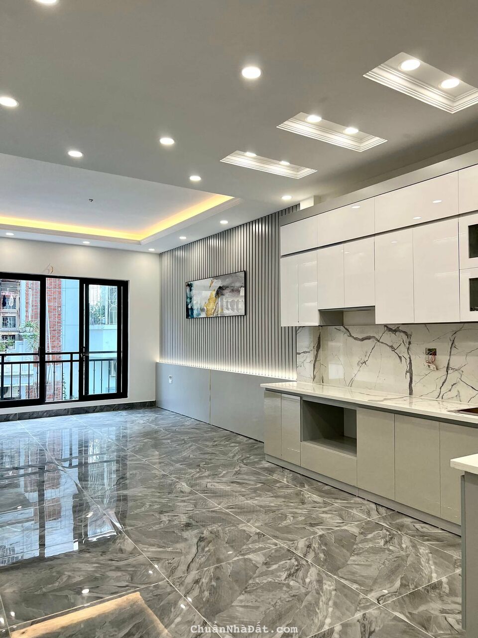 Bán nhà phố Kim Đồng, 7 tầng thang máy, 48m2, ô tô tránh