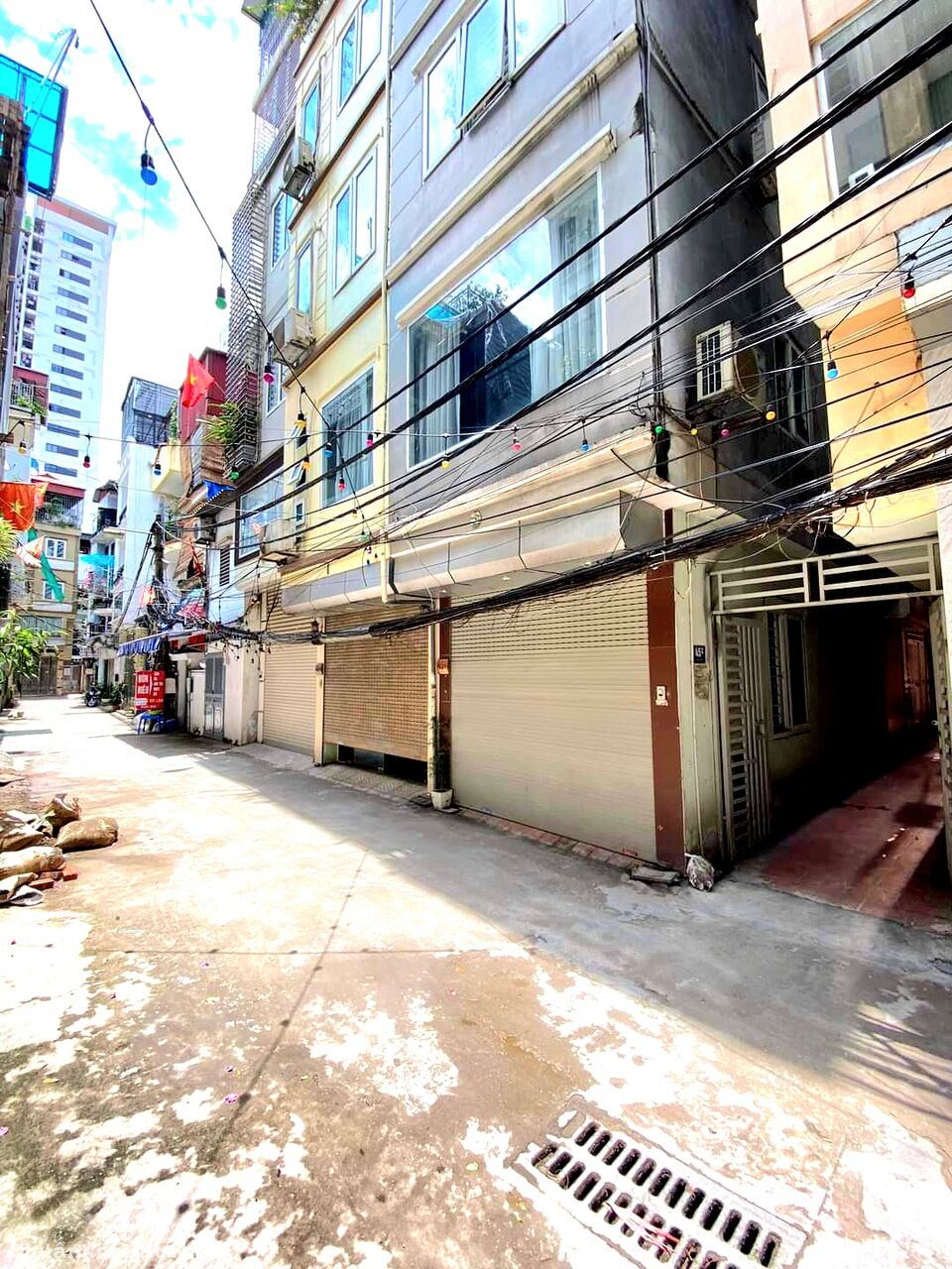 BÁN NHÀ LƯƠNG KHÁNH THIỆN - HOÀNG MAI, 33 M2, 5 TẦNG, Ô TÔ 10M. GIÁ: 3 TỶ 800. 