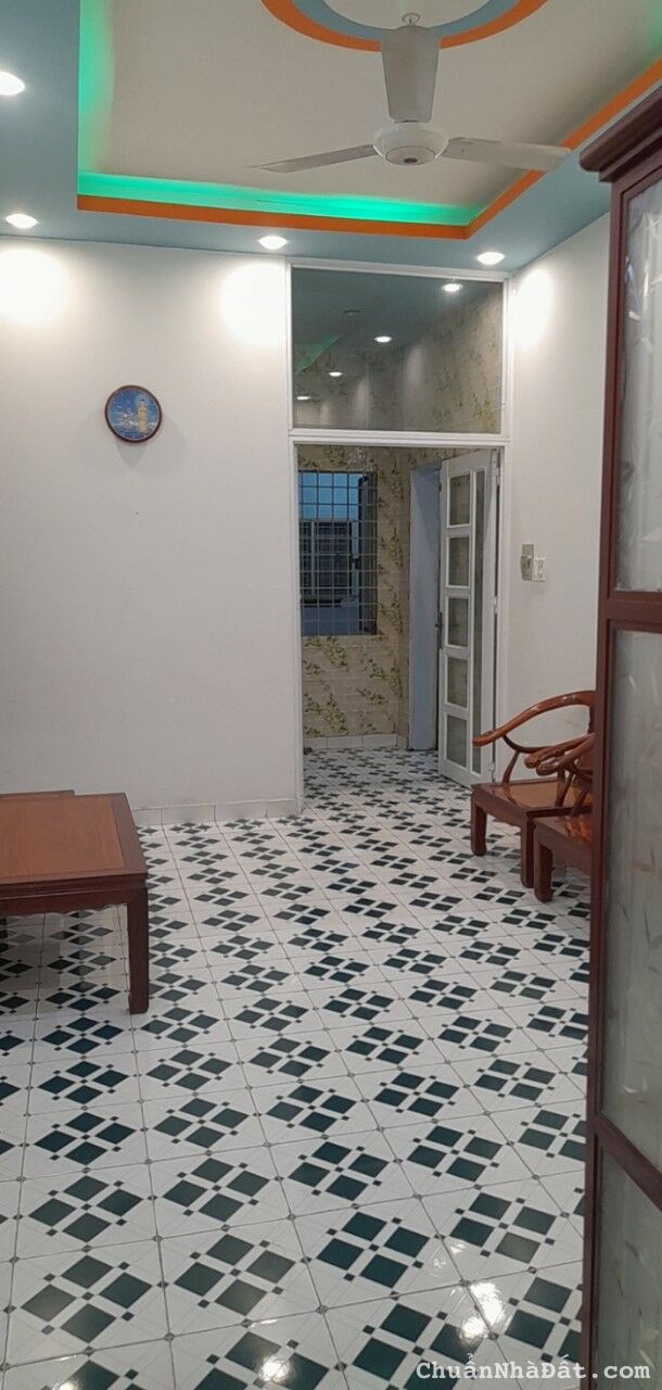 Căn Góc 64M2, 3PN 2WC, CC Hà Kiều, Dương Quảng Hàm, Khu VIP HIẾM - chỉ 2,4 ỷ