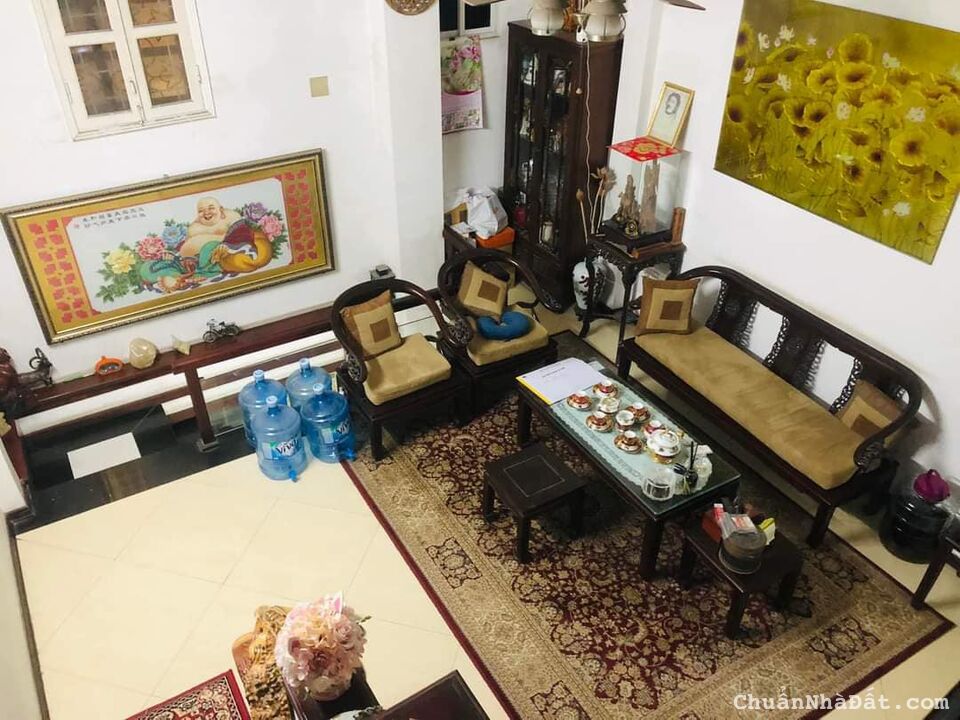 Bán nhà ngõ 100 Đội Cấn, 45m2, vừa ở vừa kinh doanh, ngõ ô tô tránh, chỉ 10 tỷ