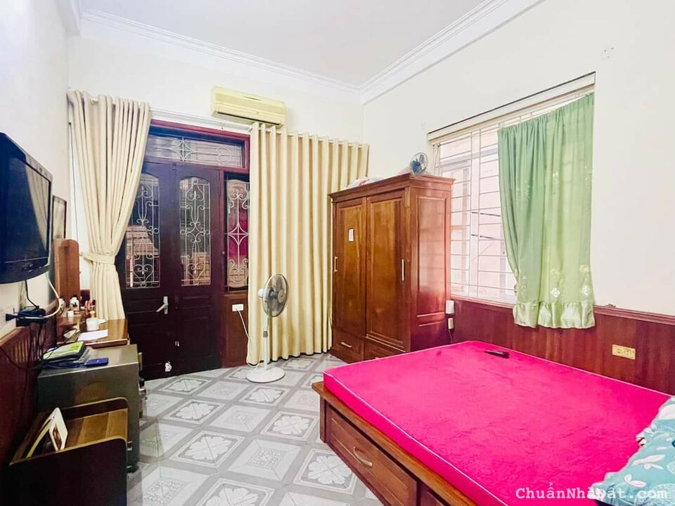 Nhà sân vườn 65m2 x 4 tầng Mỗ Lao Hà Đông đường 2 ô tô tránh đỗ 6 tỷ hơn