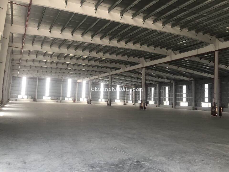 Bán đất có xưởng 14.500m2 khu CN Yên Phong, xưởng mới, giá tốt.