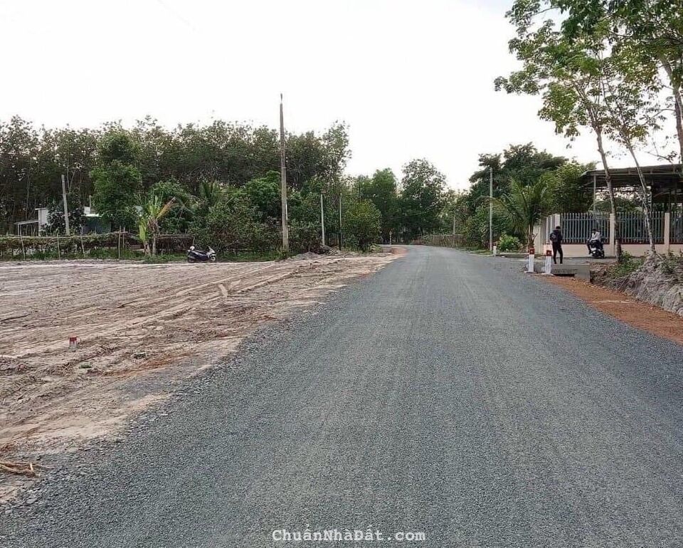 BÁN NHANH 5800M2(LÔ GỐC 2MT), 490TR/SHR, MT18M SÁT CỤM KCN MỞ RỘNG, TẬP TRUNG DÂN CƯ