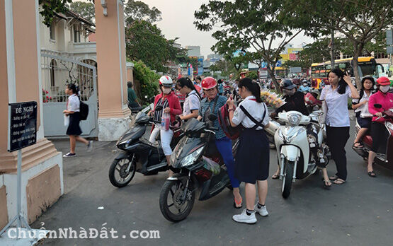 BÁN NHANH 5800M2(LÔ GỐC 2MT), 490TR/SHR, MT18M SÁT CỤM KCN MỞ RỘNG, TẬP TRUNG DÂN CƯ