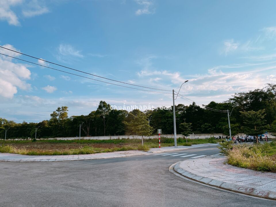 NH giải ngân 3 lô liền kề 540m2 KĐT Meagcity Kontum chỉ 642Tr NH giải ngân 3 lô liền kề 540m2 KĐT Meagcity Kontum chỉ 642Tr