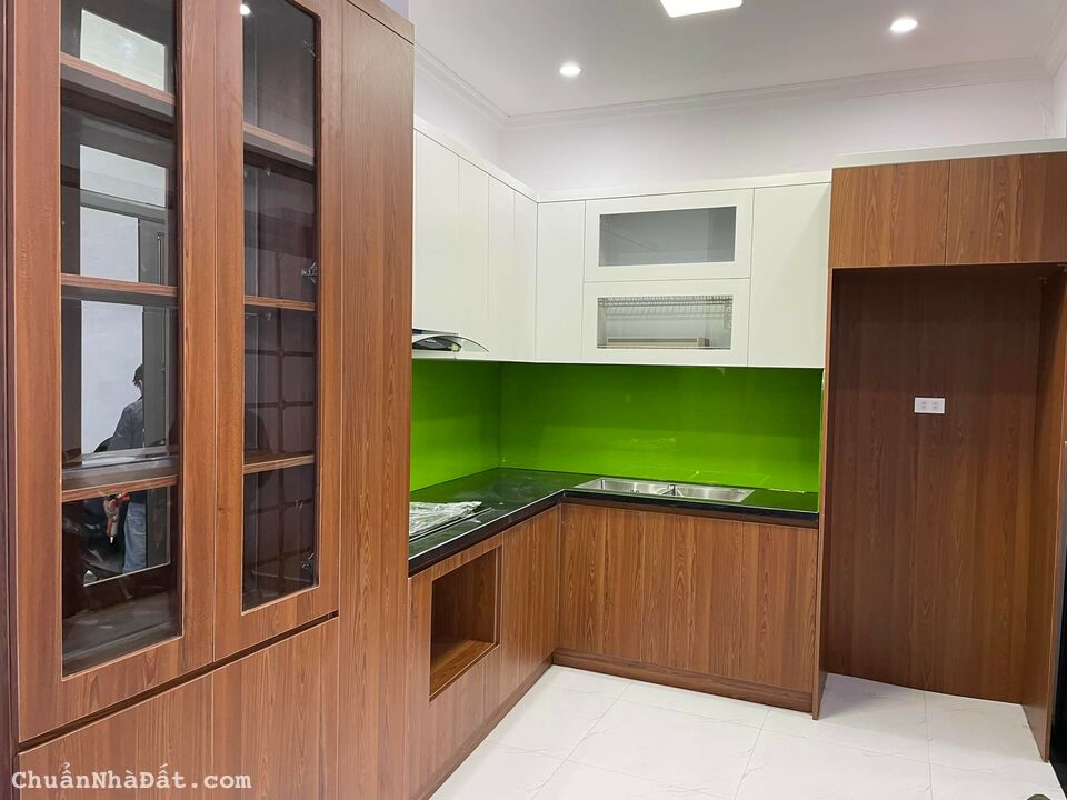 BÁN NHÀ TRẦN THÁI TÔNG 54M2 x 5 TẦNG - NHÀ MỚI - NGÕ THÔNG - 2 MẶT THOÁNG - YÊN TĨNH, AN NINH