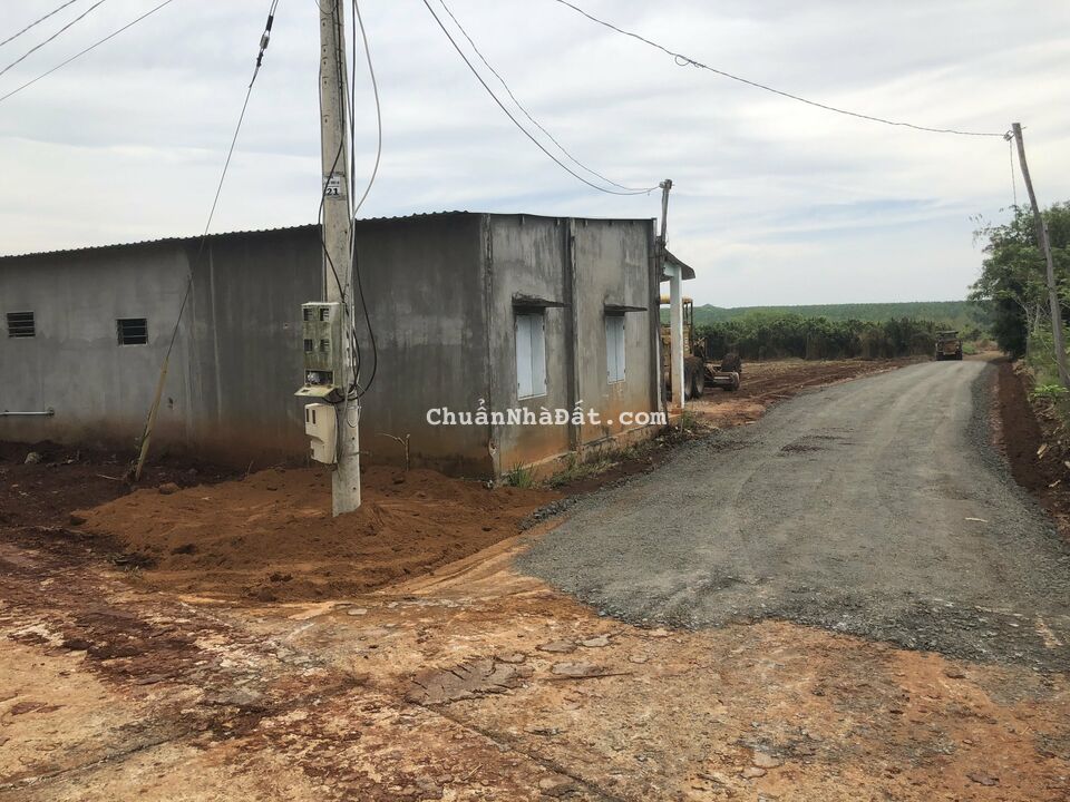 Bán nhà lộc ninh gần khu công nghiệp, cách QL13 đúng 400m