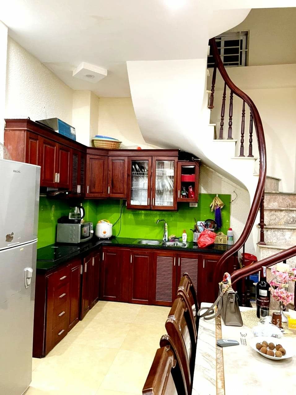 NHÀ PHỐ VĂN HƯƠNG 24M 5 TẦNG DƯỚI 3 TỶ CÓ NGAY NHÀ ĐỐNG ĐA