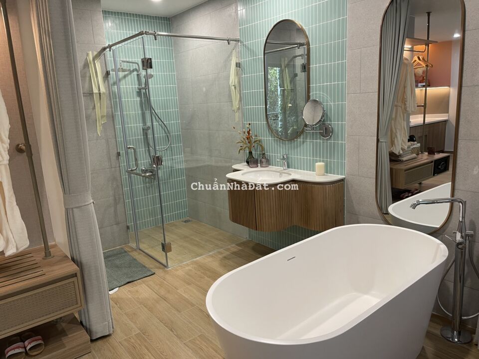 Mở bán căn hộ khách sạn bãi Sau Vũng Tàu , full nội thất, quản lý bởi Centara, 5-7 năm thu hồi vốn Mở bán căn hộ khách sạn bãi Sau Vũng Tàu , full nội thất, quản lý bởi Centara, 5-7 năm thu hồi vốn