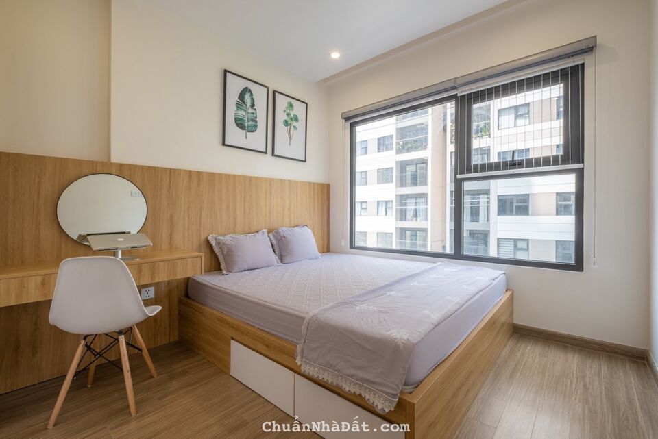 Bán gấp Vinhomes Ocean Park, 55m2, 2PN, ban công đẹp mát, 1.7 tỷ bao sang tên