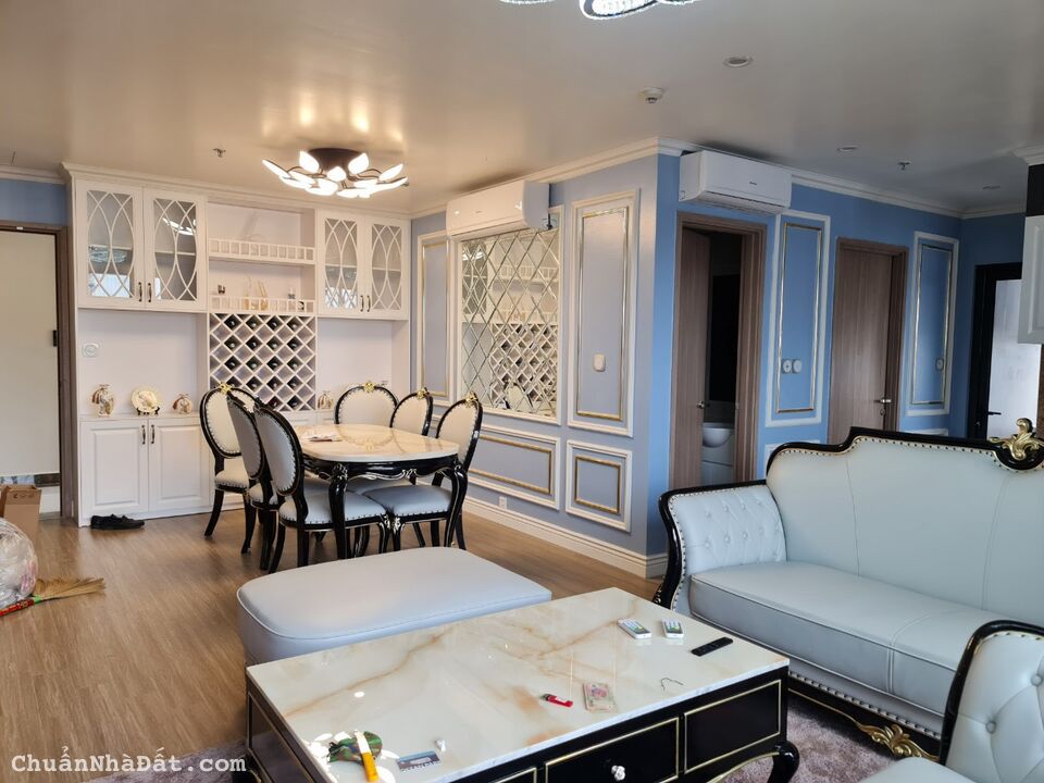 Cần cho thuê căn hộ DT 107m2, 3PN+1, đủ đồ sang trọng tại Vinhomes Ocean Park. Giá: 18tr/tháng