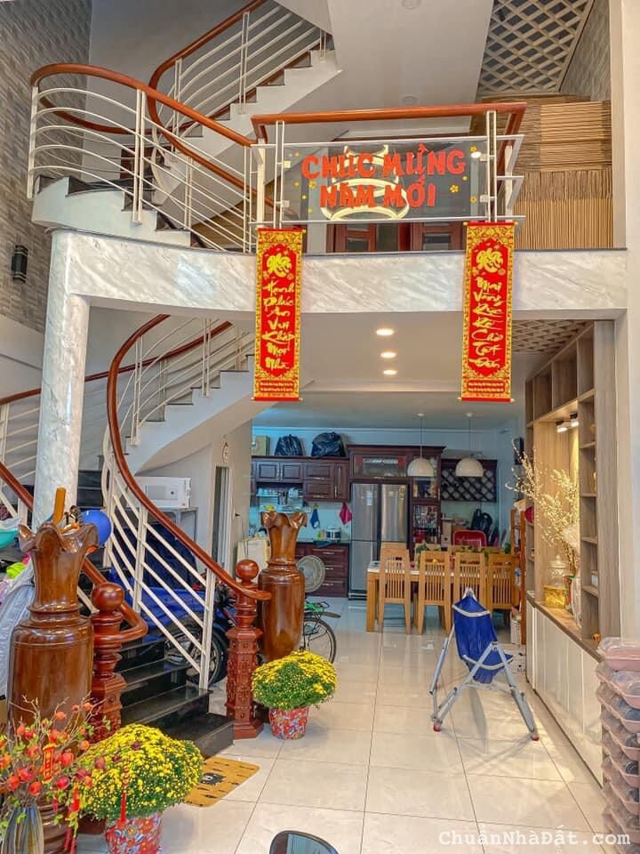 Bán nhà chính chủ HXH, 2MT CMT8 ( 5x15m ) 5 tầng BTCT, nhà xây cực đẹp, mới, pháp lý đủ. Chỉ 15.5tỷ