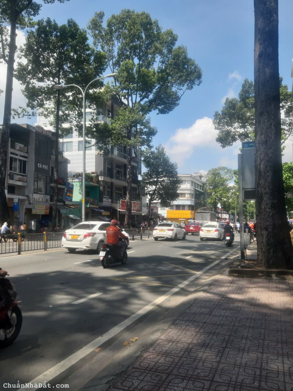 Chính chủ gửi tôi bán nhà MT 3 Tháng 2, Q11 ( 3.5 x 12 m ) 4 tầng. Giá 15.5 tỷ thương lượng