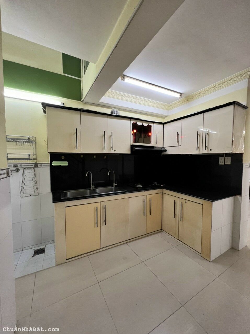 Chính chủ gửi tôi bán nhà hẻm Hòa Hưng, Q10 ( 3.8 x 11m NH 4.6m ) 5 tầng BTCT. Giá 6.8 tỷ tl