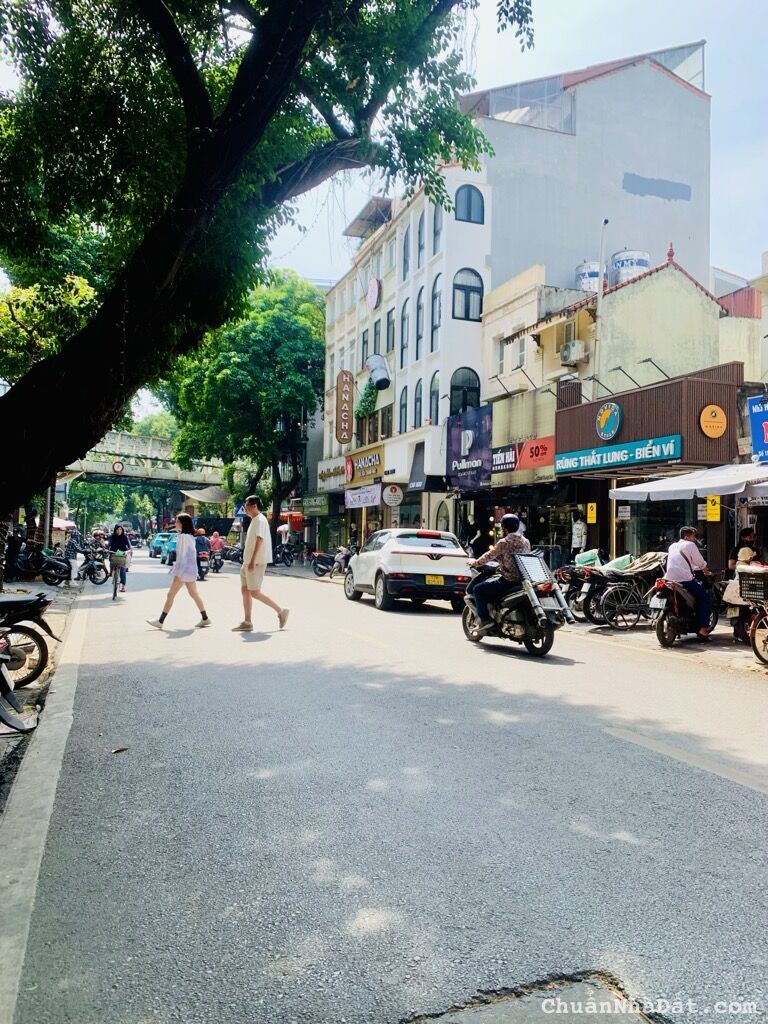 MẶT PHỐ CỔ HOÀN KIẾM, VỈA HÈ Ô TÔ TRÁNH - 4 tầng Hàng Cót 15m chỉ 11 tỷ - MẶT TIỀN RỘNG MẶT PHỐ CỔ HOÀN KIẾM, VỈA HÈ Ô TÔ TRÁNH - 4 tầng Hàng Cót 15m chỉ 11 tỷ - MẶT TIỀN RỘNG