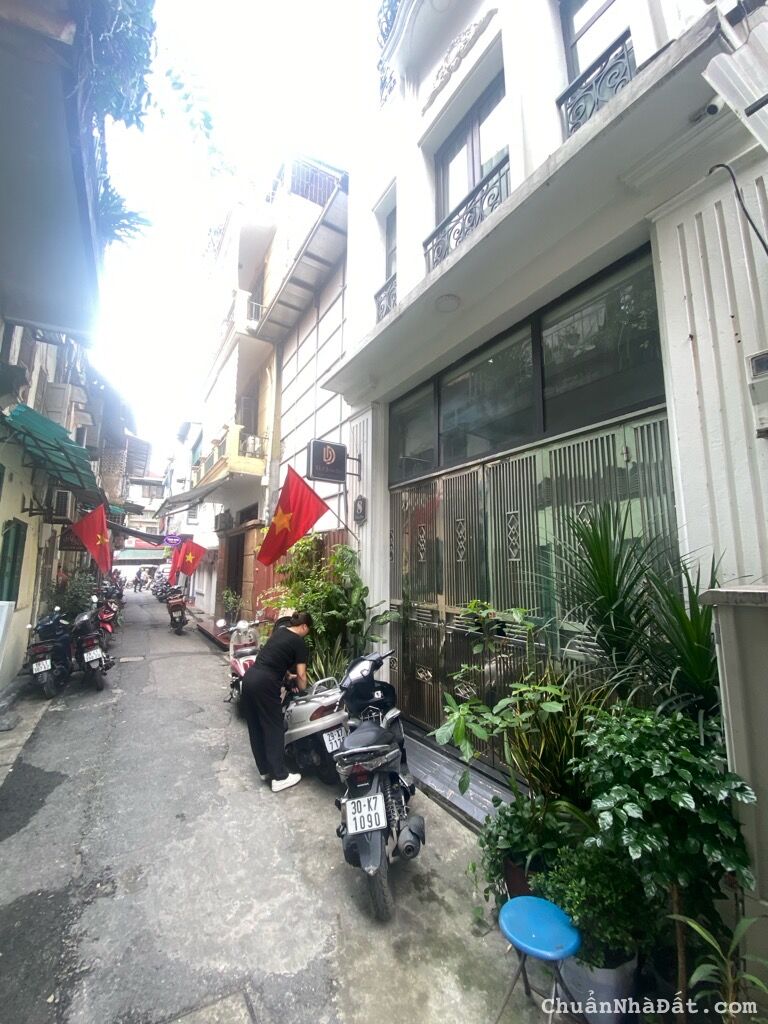 1 NHÀ RA PHỐ, MẶT NGÕ THÔNG Ô TÔ sang Hàng Mã – Nhà 5 tầng ĐẸP 35m MT4m chỉ 15 tỷ - SỔ VUÔNG