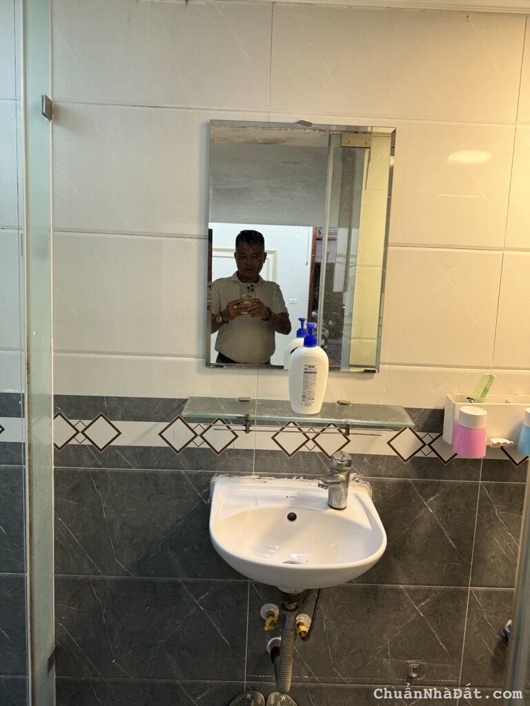 Tầng 1 NGÕ ĐẸP Quán Sứ - 37m MT4m chỉ 3.85 tỷ - GẦN SÂN THOÁNG RỘNG