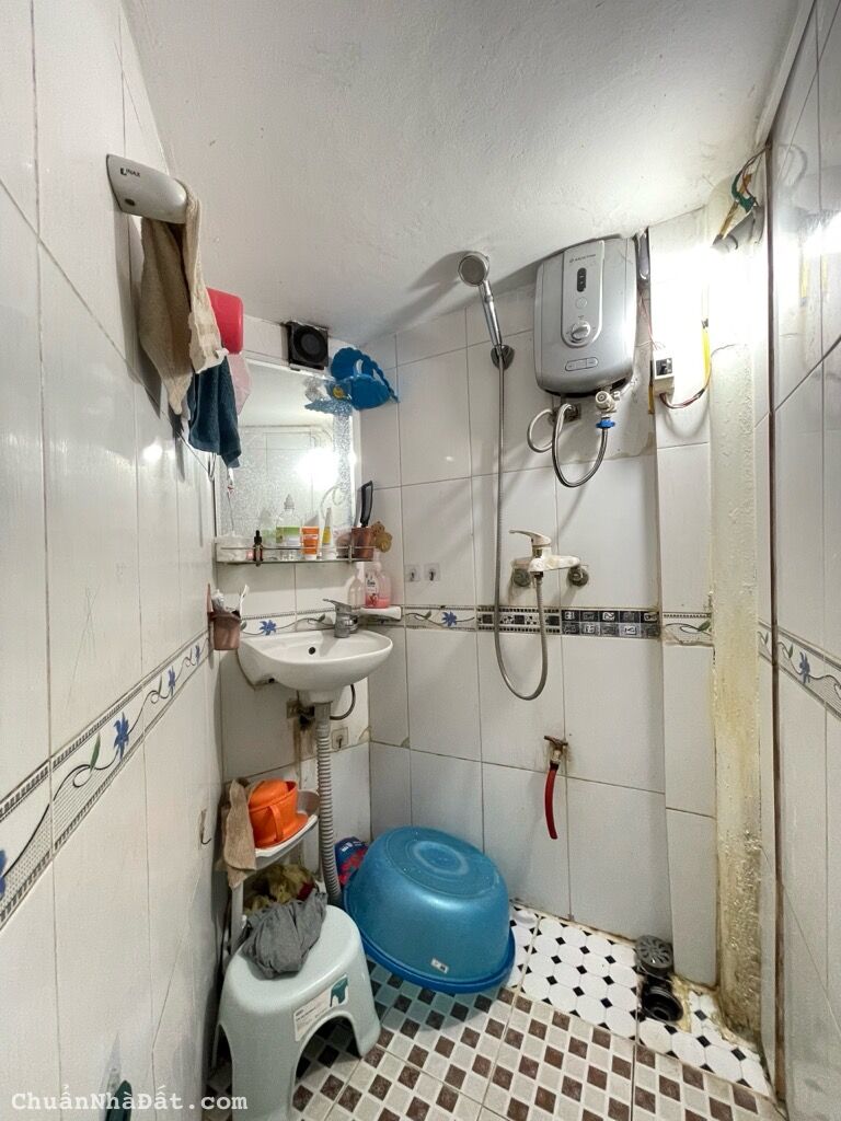 MẶT NGÕ Ô TÔ, GẦN PHỐ – Nhà 4 tầng Nguyễn Thái Học 12m MT3.6 chỉ 1.28 tỷ - SỔ RIÊNG CC MẶT NGÕ Ô TÔ, GẦN PHỐ – Nhà 4 tầng Nguyễn Thái Học 12m MT3.6 chỉ 1.28 tỷ - SỔ RIÊNG CC