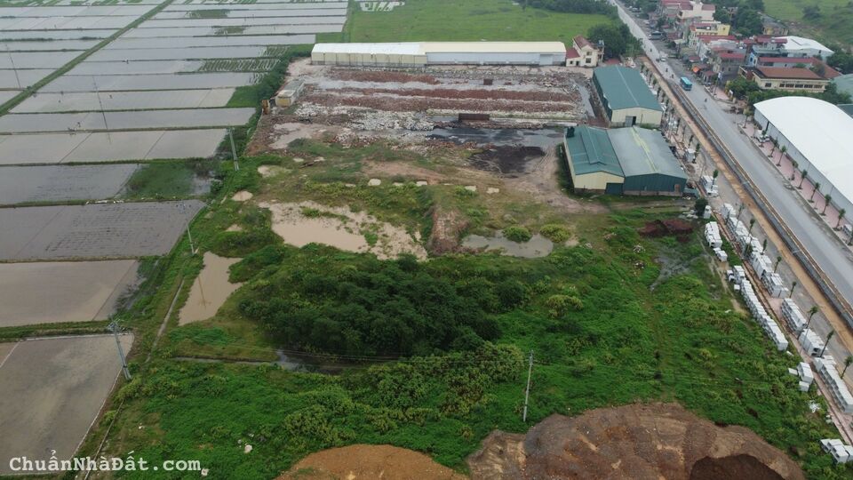 Bán 3.5ha đất công nghiệp, nằm trên mặt QL21 Thanh Oai, cách bến xe Yên Nghĩa 6km. Bán 3.5ha đất công nghiệp, nằm trên mặt QL21 Thanh Oai, cách bến xe Yên Nghĩa 6km.