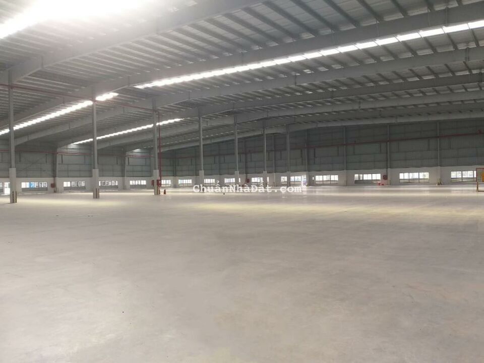Cho thuê 25.000m2 đất và kho xưởng 18.000m2, văn phòng, tiêu chuẩn KCN Tân Quang. Cho thuê 25.000m2 đất và kho xưởng 18.000m2, văn phòng, tiêu chuẩn KCN Tân Quang.