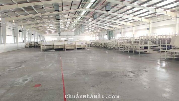 Cho thuê nhà máy giá rẻ trong KCN Quế Võ 1, DT11.000m2 và vp, tiện ích khép kín. Giá ưu đãi.