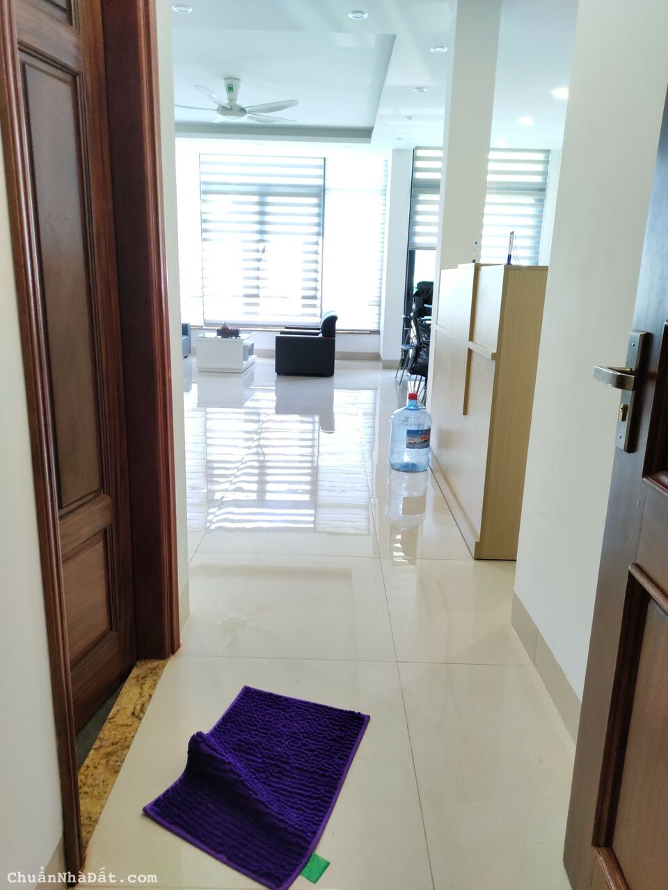 Cho thuê văn phòng quận Nam Từ Liêm 120m2 đẹp,mặt tiền 10m đường ô tô tránh Cho thuê văn phòng quận Nam Từ Liêm 120m2 đẹp,mặt tiền 10m đường ô tô tránh