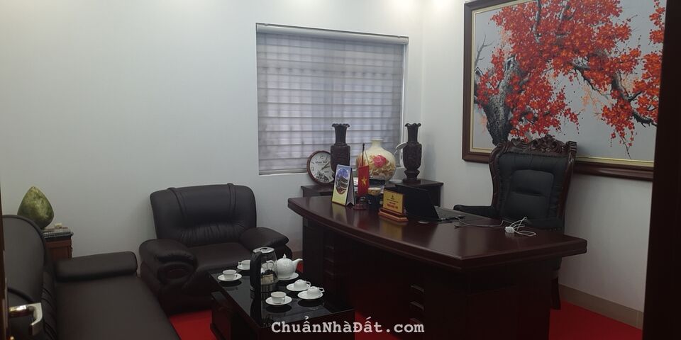 Cho thuê văn phòng quận Nam Từ Liêm 120m2 đẹp,mặt tiền 10m đường ô tô tránh Cho thuê văn phòng quận Nam Từ Liêm 120m2 đẹp,mặt tiền 10m đường ô tô tránh