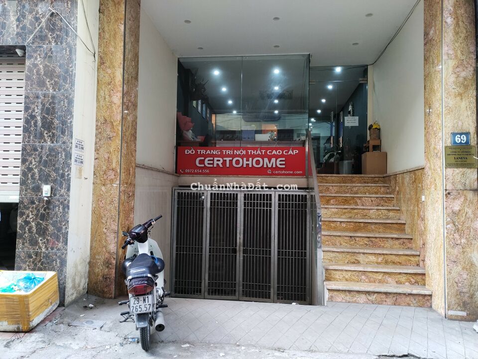 Thuê văn phòng gần phố Mễ Trì Hạ giá rẻ ,nội thất đẹp