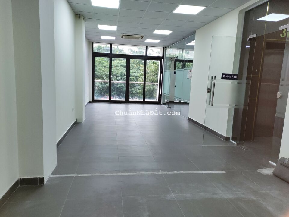 Cho thuê văn phòng khu Mễ Trì gần JW Marriott diện tích 50m/sàn đã hoàn thiện đầy đủ,bàn giao ngay
