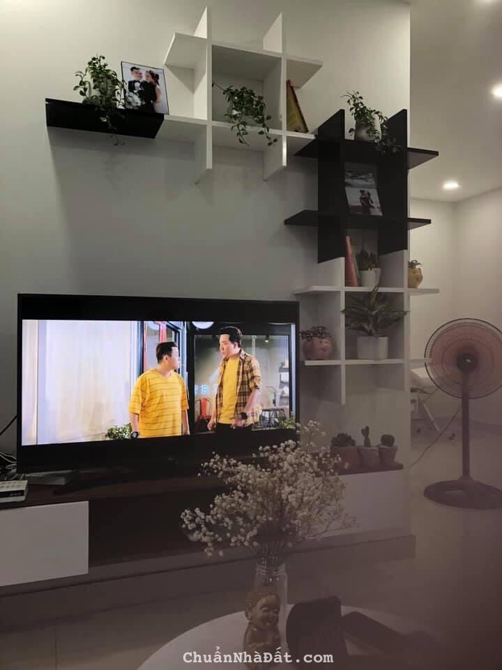 Bán gấp căn hộ Samsora 46m2, 2PN 1WC, full nội thất, giá 1050tr, vay LS tốt, LH: 0859520599