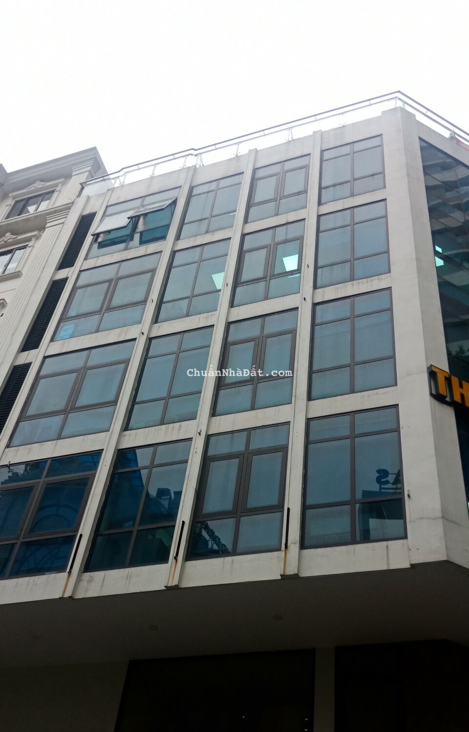 Bán nhà mặt ngõ 535 phố Kim Mã Ba Đình 76m2,7 tầng thang máy,mặt tiền 11,3m,giá chào 27 tỷ.