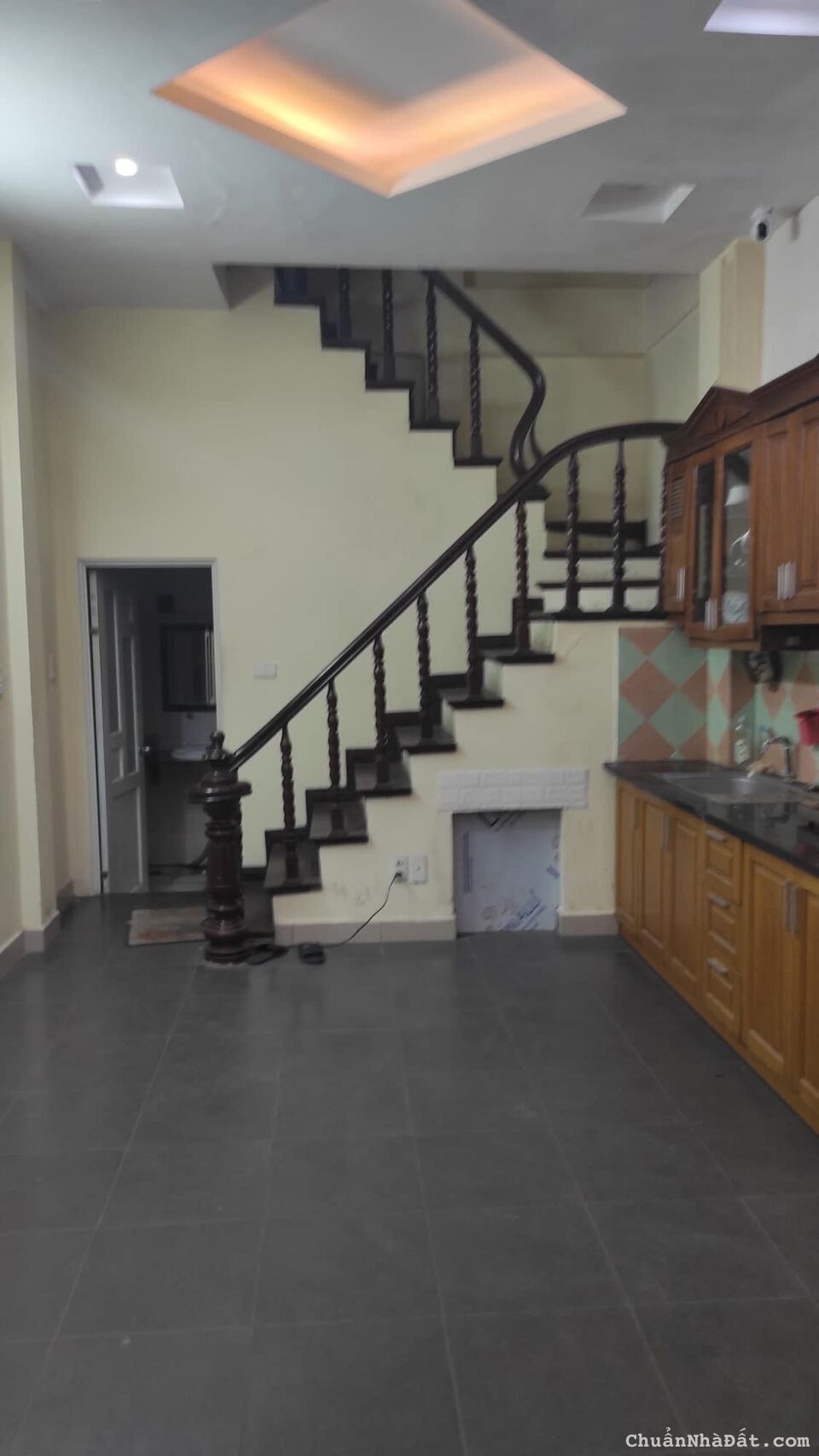 -BÁN NHÀ NGÕ THÔNG PHONG-NGÕ TO-Ô TÔ ĐỖ CỬA-KINH DOANH-30m2-NHỈNH 4tỷ. -LH0378626222.