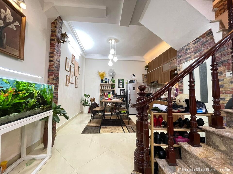 -CẦN BÁN GẤP NHÀ PHỐ VĨNH TUY-NHÀ ĐẸP-TẶNG FULL NỘI THẤT-38m2-3,9tỷ. LH:0379621231.