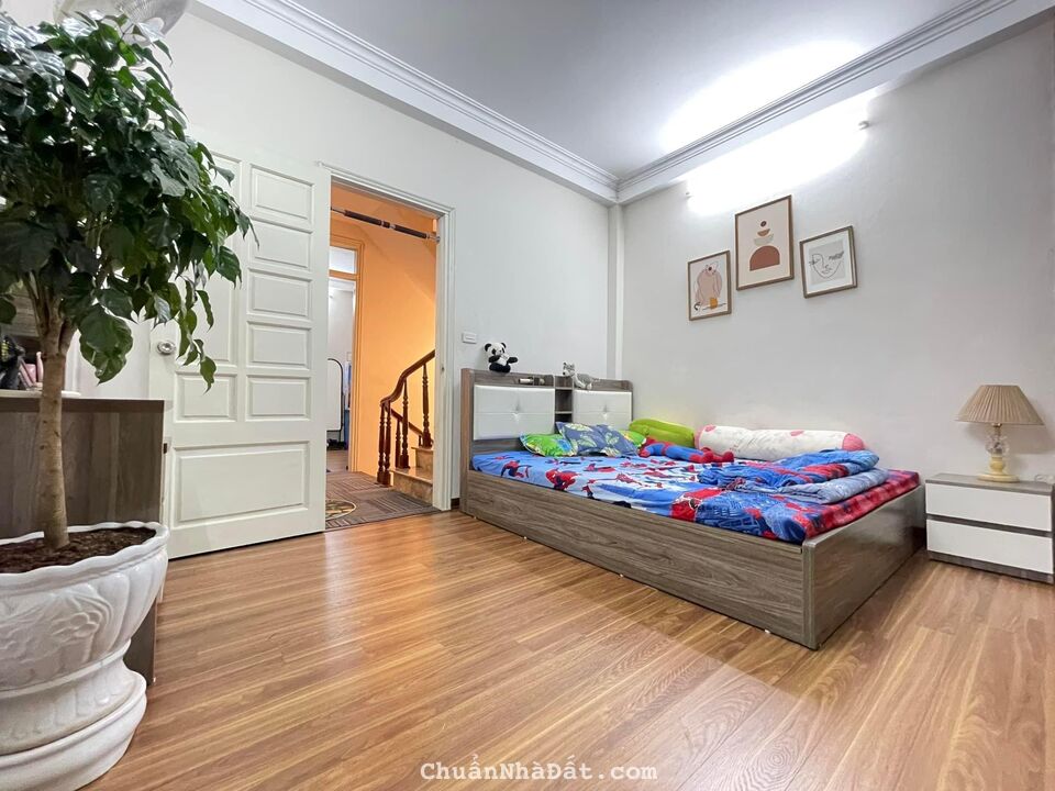 -CẦN BÁN GẤP NHÀ PHỐ VĨNH TUY-NHÀ ĐẸP-TẶNG FULL NỘI THẤT-38m2-3,9tỷ. LH:0379621231.