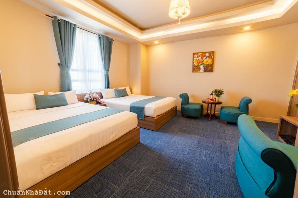 Bán khách sạn đẳng cấp  3 sao vị trí ngay trung tâm tp Đà Lạt 