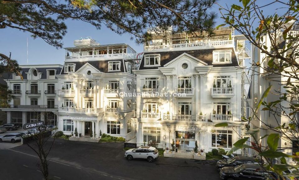 Bán khách sạn 3 sao trung tâm tp Đà Lạt 