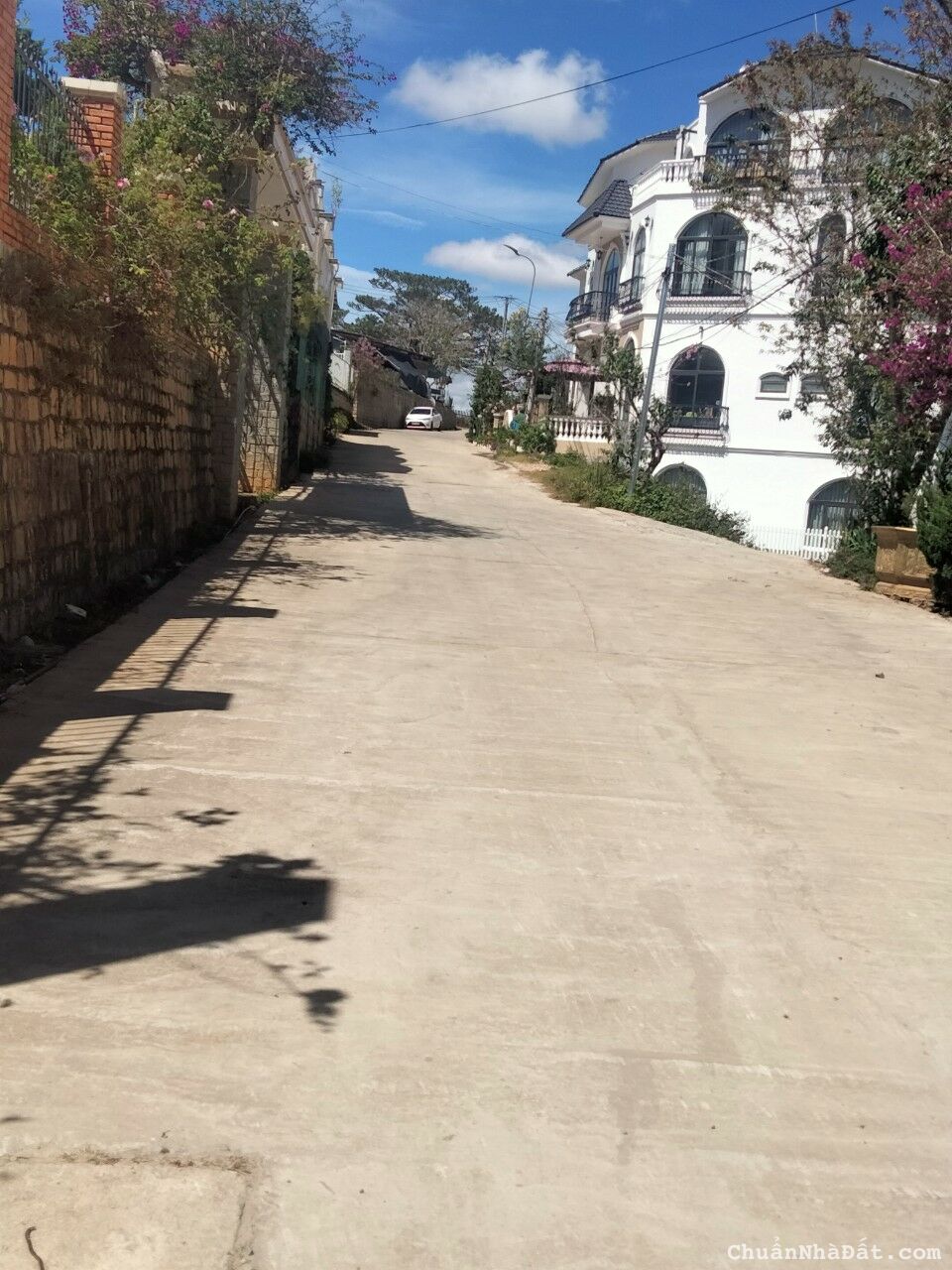 Bán lô đất xây dựng 2 mặt tiền giá rẻ P11 Đà Lạt 