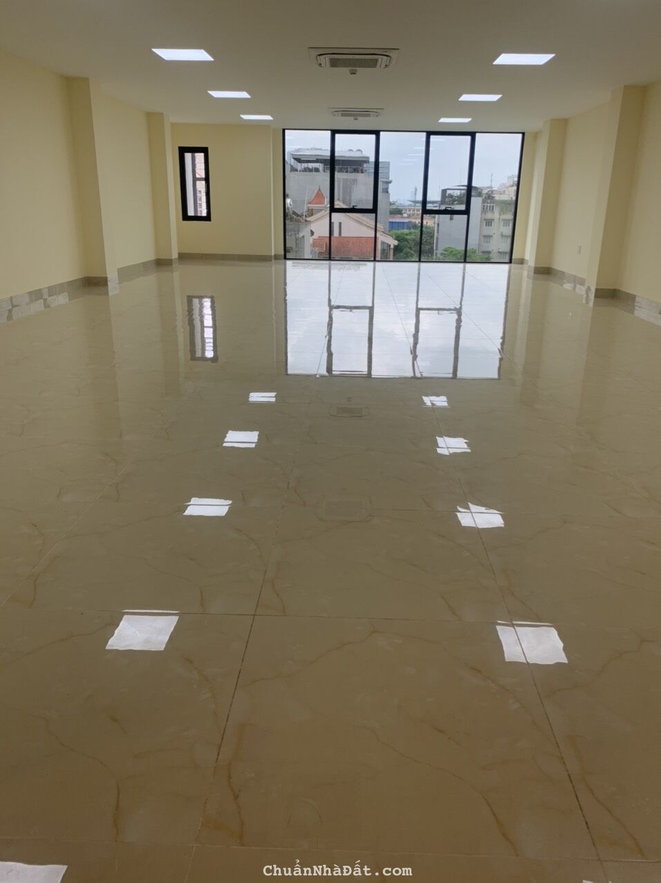 Cho thuê tòa văn phòng Văn Tiến Dũng, Bắc Từ Liêm thông sàn, thang máy cuối 160m2, 7T, 1H. 90tr/th Cho thuê tòa văn phòng Văn Tiến Dũng, Bắc Từ Liêm thông sàn, thang máy cuối 160m2, 7T, 1H. 90tr/th