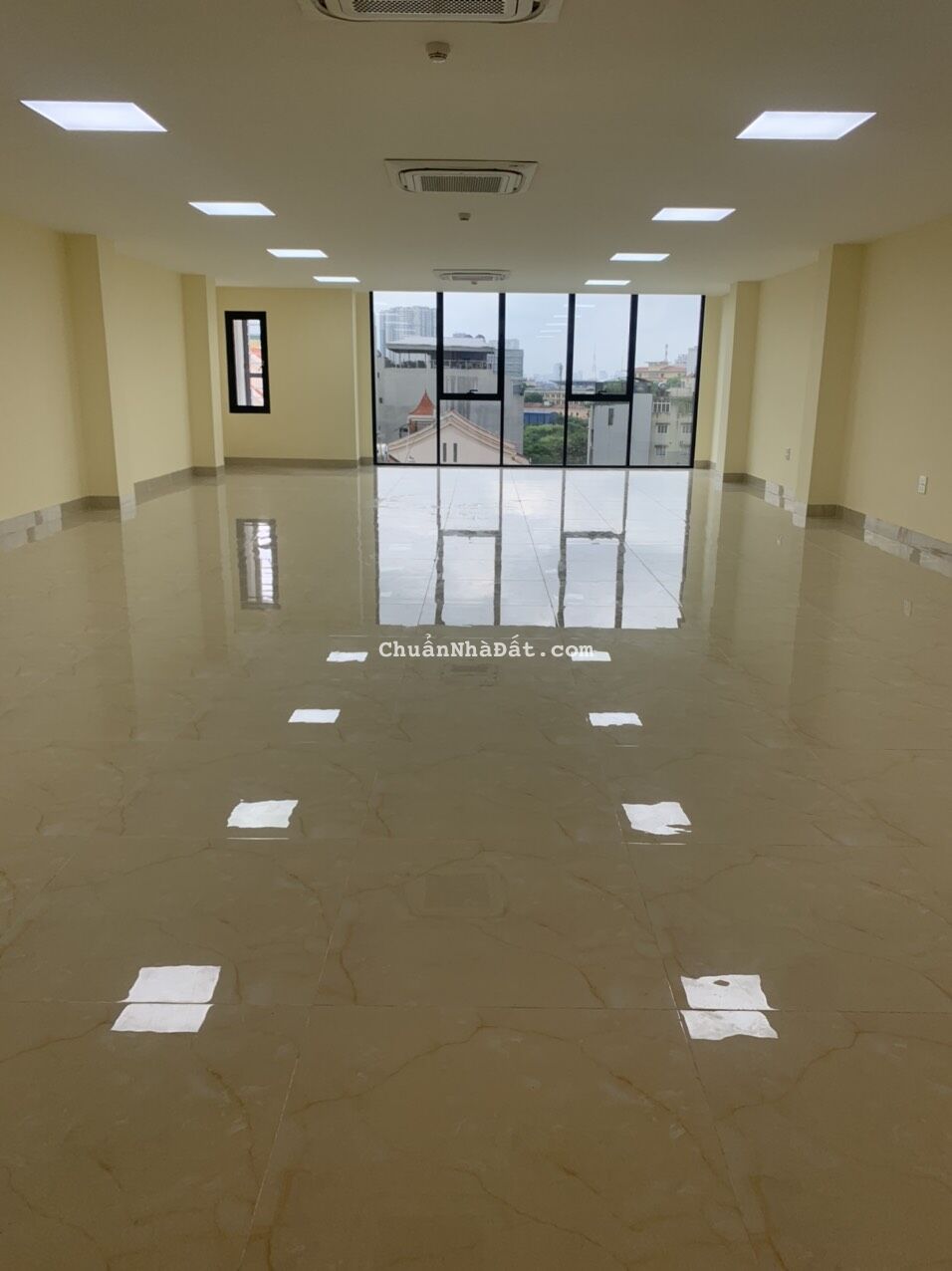 Cho thuê tòa văn phòng Văn Tiến Dũng, Bắc Từ Liêm thông sàn, thang máy cuối 160m2, 7T, 1H. 90tr/th Cho thuê tòa văn phòng Văn Tiến Dũng, Bắc Từ Liêm thông sàn, thang máy cuối 160m2, 7T, 1H. 90tr/th